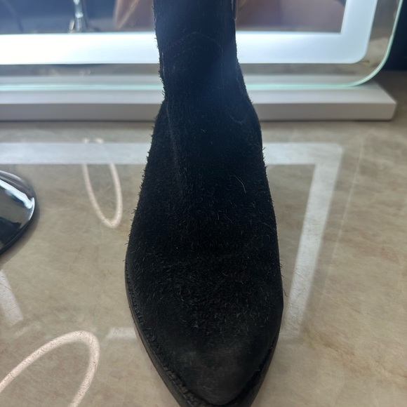 Saint Laurent Lukas Suede Boots - Picture 7 of 7